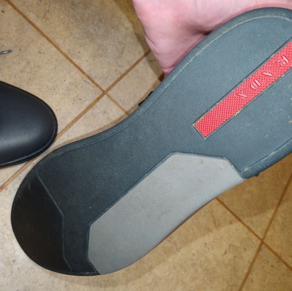 Authentic Men's Prada Leather Shoes 4T3023 - Picture 5 of 11